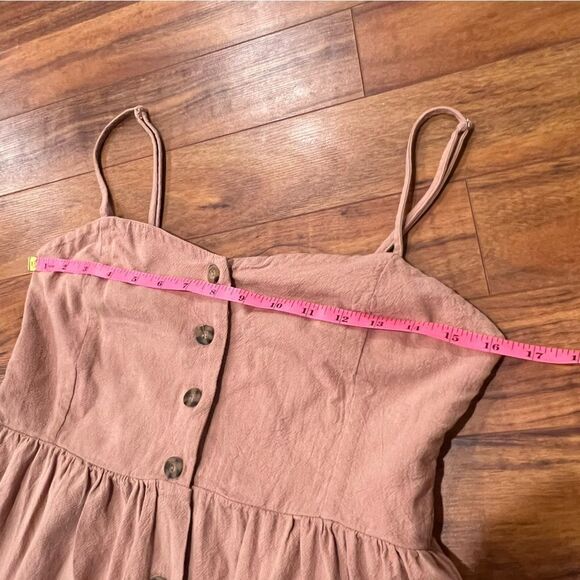 I Joah Button down dress with adjustable straps, pockets. - Picture 5 of 6